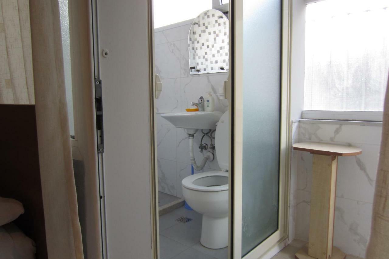 Salku Serviced Rooms Tiranë Luaran gambar